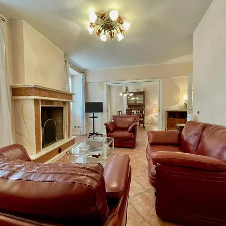Casa Di Maggio Appartamento Desenzano del Garda